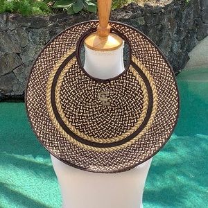 Vintage straw,circular bag from Columbia.
